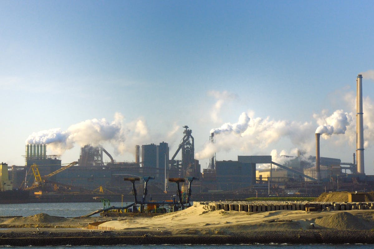 Industrial alloy manufacturing scene